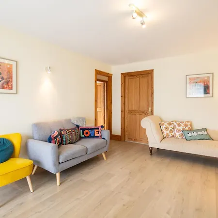 Host & - Riverbank Casa vacanze *